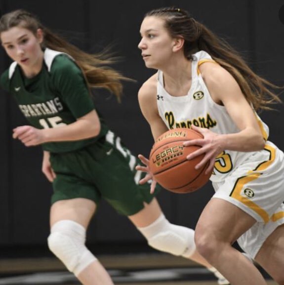BillyClapperBCB's tweet photo. Congratulations to these 4 Pennsylvania players on being named to the All State #basketball teams! Proud to see you ladies hard work continue to pay off! 

Marin Miller- Hollidaysburg
Remi Smith- Forest Hills
Josie Snyder- Shanksville
Rylee Snyder- Shanksville https://t.co/jSn1gzx4QY
