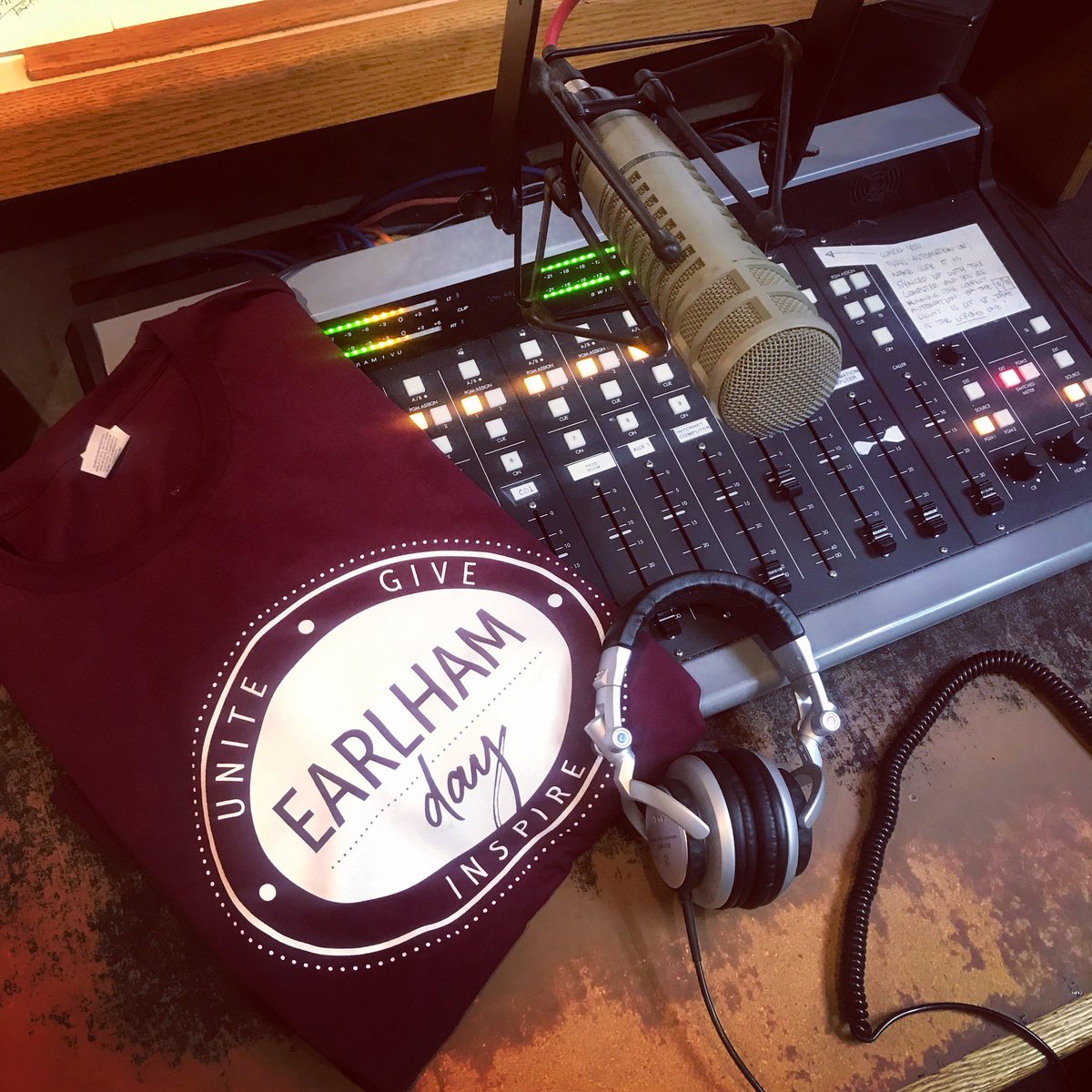 WECIRADIO's tweet photo. Earlham Day! 
#earlhamday 
@earlham1847 

https://t.co/2pYTGJWuTh https://t.co/gjXckd97eX