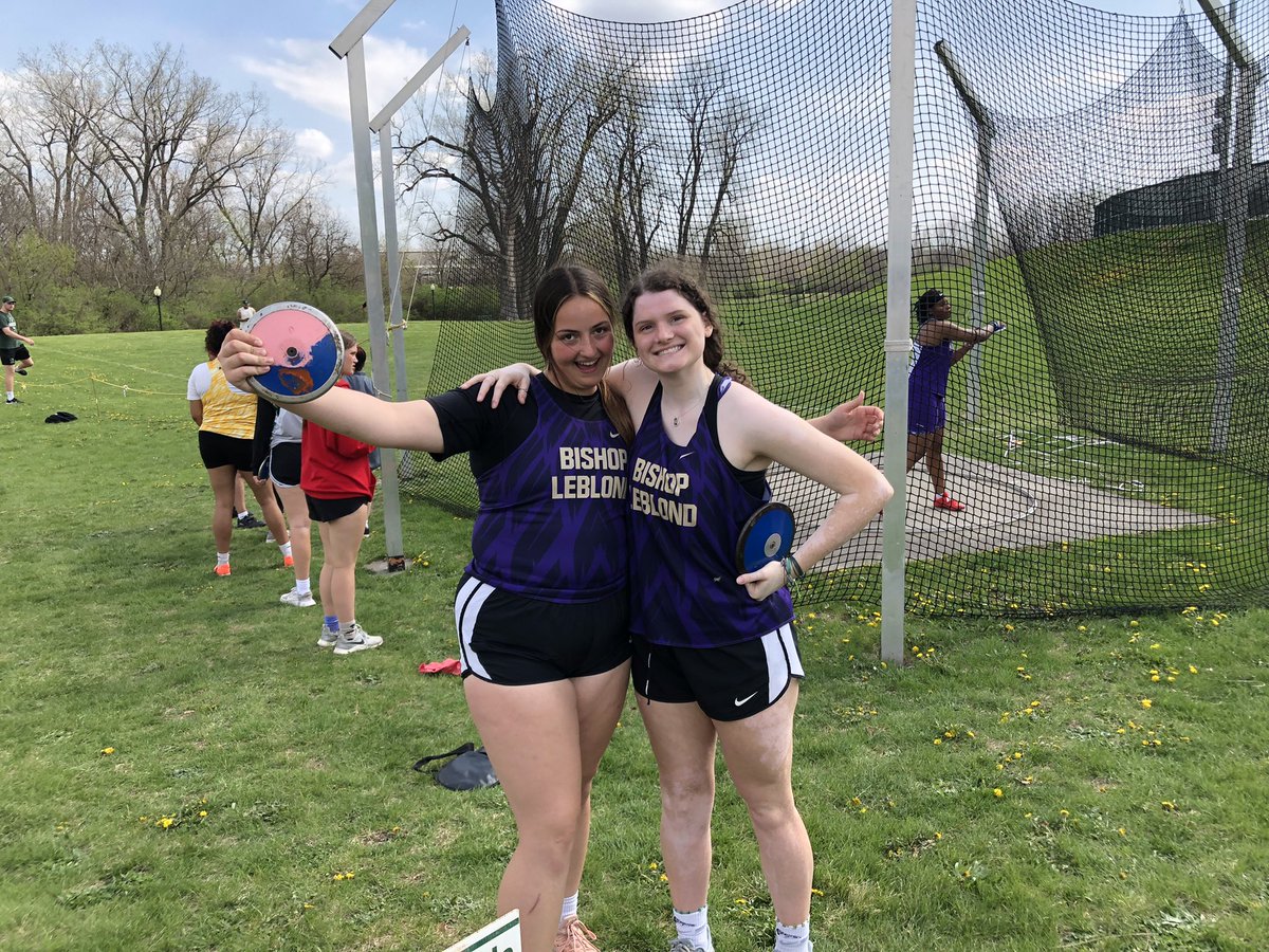 LBtrack_field's tweet photo. Throwers driving the PR Train. Carlee H and Abbey C both PR the Discus! https://t.co/cs7njKBNN4