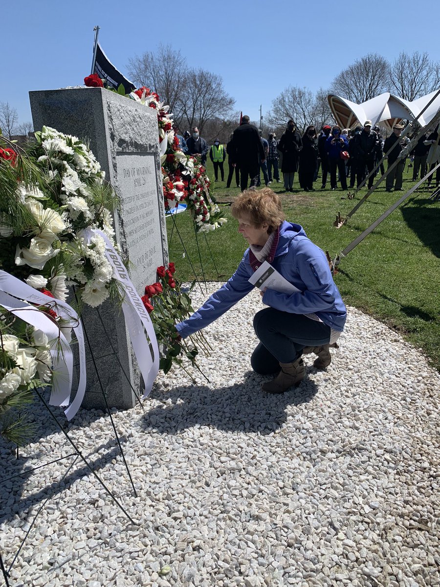 After two years of virtual Days Of Mourning, Past President, Laura Lozanski, lays a rose on behalf of COPE 225 members at Vincent Massey Park in Ottawa today. <a href="/Ottawalabour/">Labour Council (Ott)</a> <a href="/CanadianLabour/">Canadian Labour</a> <a href="/COPEOnt/">COPE Ontario</a>