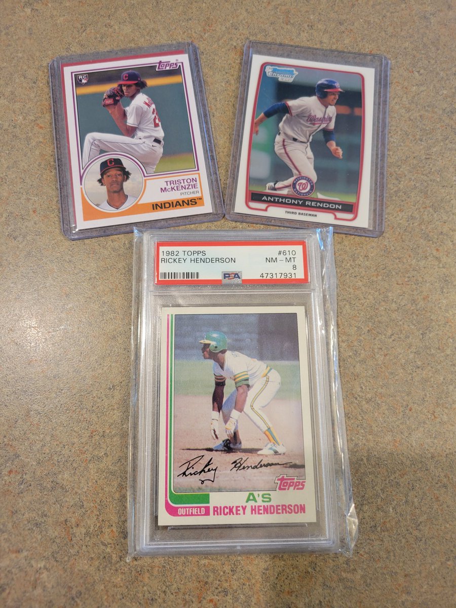 JimCogill's tweet photo. @CardPurchaser Great mail day from @SignedCards, my first Rickey slab! https://t.co/kPXyRthQGu