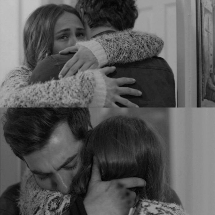 sımsıkı sarılmak istediğim biri var