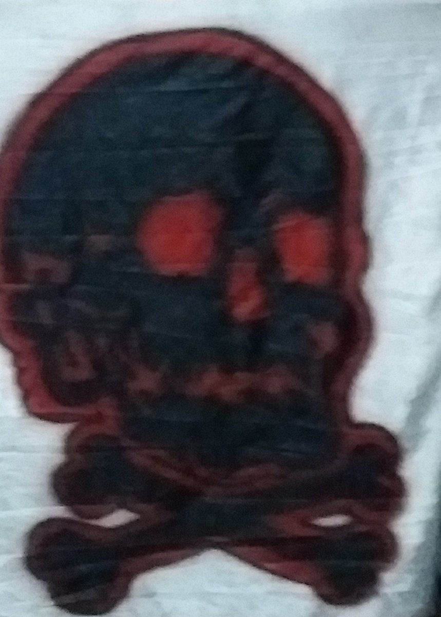 VelhOsFanaticos's tweet photo. Ia fazer um compilado de vídeos antigos ao som de Slayer, mas estou a semana inteira sem internet, sem poder baixar e editar vídeos, por isso as postagens no Instagram pararam. Voltaremos logo com o melhor conteúdo da Torcida Os Fanáticos! 

ATLÉTICO ATÉ A MORTE https://t.co/bUr3Nlx47a