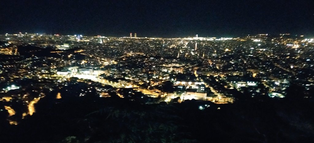 aferremateu's tweet photo. wrapping up an amazing gala dinner at the Observatori Fabra with some history and chilled vibes @ssea2022
#conferencewithaview #inspiretheoughspace #ssea2022
#astronomytothemax🔭🌌 https://t.co/veZCvUK2s7