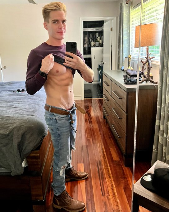 Almost ready for summer! 🌞 https://t.co/S61pRtz056<a href="/tag/proudboys"class="tags"><span>#proudboys</span></a>