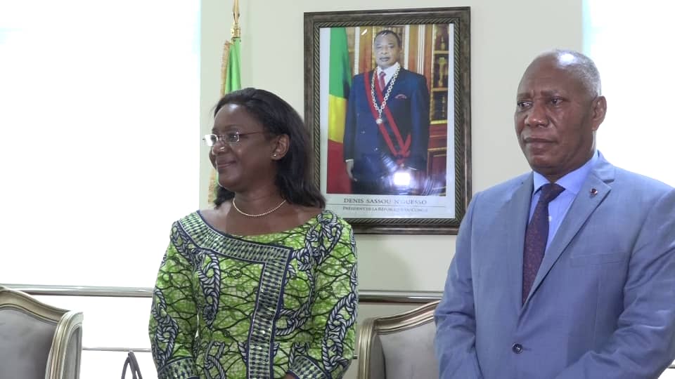 #AUDIENCE!
Madame Soumano NTEBA, Directrice du Bureau Pays 
Directrice de Bureau de Pays du BIT a échangé avec  le Ministre d’Etat Firmin AYESSA sur la coopération entre le Congo et son institution. Le Congo fait partie des priorités de son biennuim.
