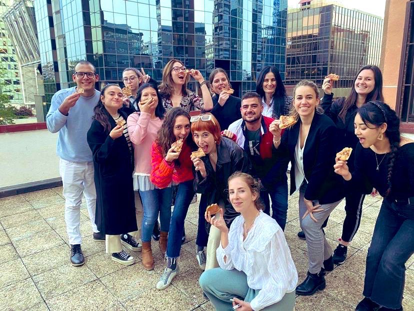 jordisanildefon's tweet photo. Hoy solo os quiero decir una cosa:

¡ G R A C I A S ! 💙

#equipo232 🤝 #equipo233  @aulaCM https://t.co/6zbhy7dglR