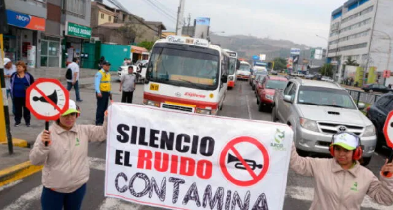 gemra_pucp's tweet photo. La concientización es fundamental para reducir las consecuencias del ruido, por eso se recomienda realizar actividades sin generar ruido excesivo, evitar el uso del automóvil siempre que sea posible y no realizar actividades como obras domésticas en horarios no permitidos. https://t.co/eIqNvwozZG