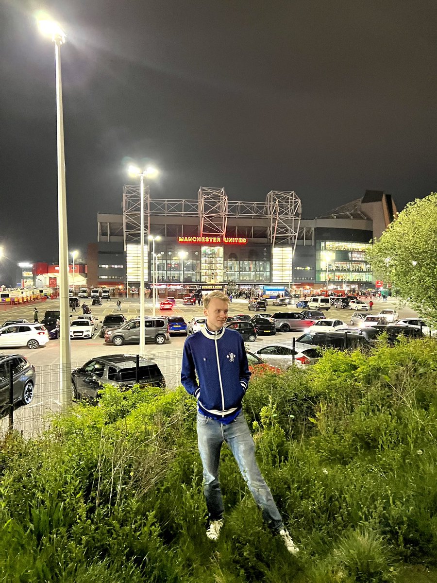 tombromley64's tweet photo. Nice lil evening in Manny #UTDCHE https://t.co/GNEZdxfNj6