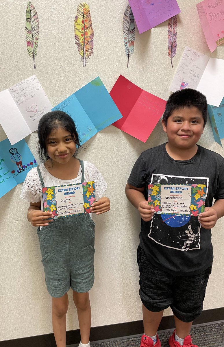 LinderEagles's tweet photo. Recognizing these hard working @ms_lyles403 4th graders! 👏🏼🎉 https://t.co/7UyNZ9K1cy