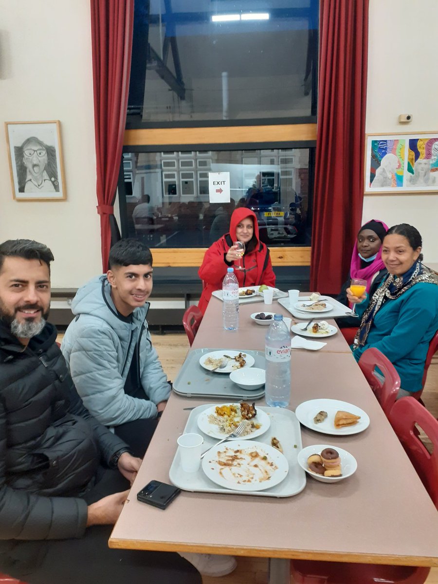 CSFChaplain's tweet photo. More pictures from @BKHSBablake Iftar tonight. A privilege to serve our Muslim Community. #servingleadership #Communitycohesion @CofE_Cov https://t.co/1HWCXhPjwR