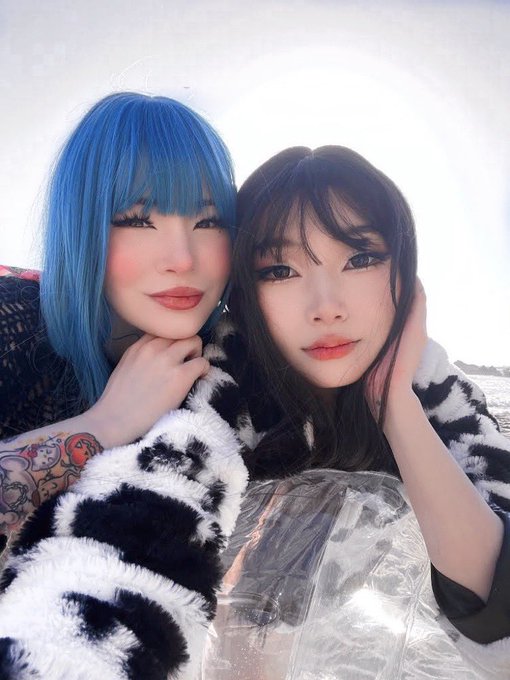 2 pic. Warm weather, warm friends ? https://t.co/ojj6I501KX