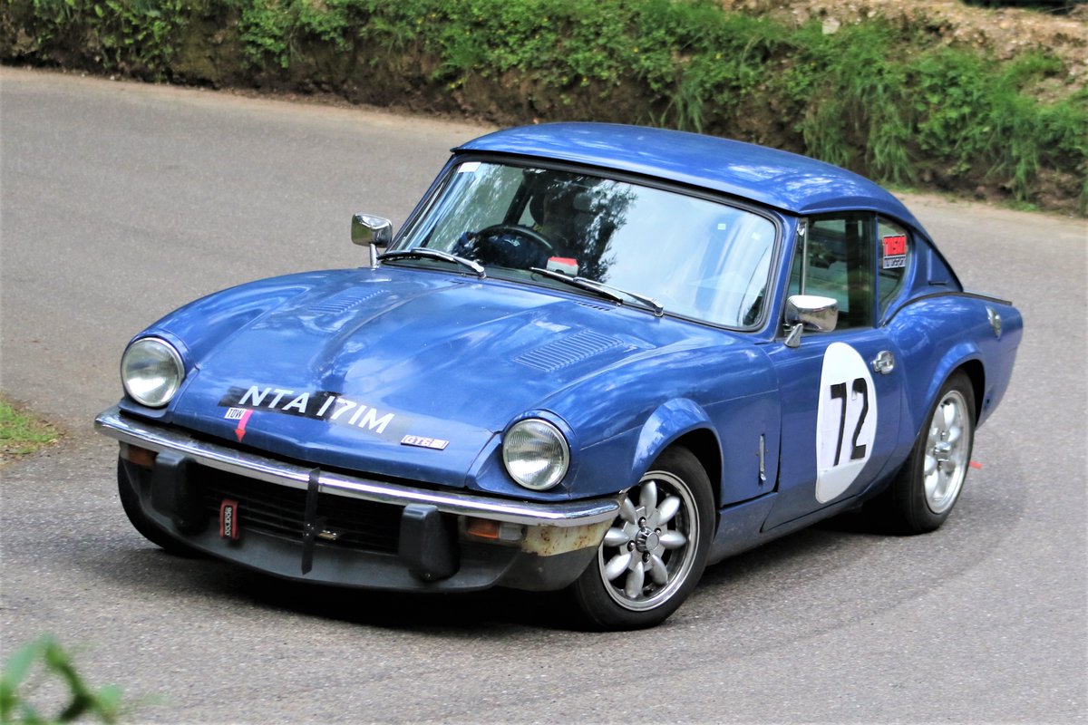 Triumph Thursday – Triumph GT6 - Alan Voyce @WiscombePark Woolbridge MC Spring meeting 2022 #wiscombehillclimb #wiscombepark @Hillclimb_Pdck @Speed_Hillclimb #SpeedHillclimb #Hillclimb #Triumph @clubtriumph @TriumphExp