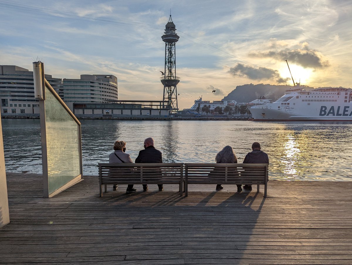 sr_eduardo's tweet photo. #Spain  #Barcelona #streetphotography #postyourcraft https://t.co/K94QepGlt3