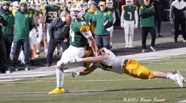 NEOZoneHS's tweet photo. Missing football? We have you covered! 👀 🔥

Linked below is our full playlist of featured game highlights from the most recent season.

Check it out and let us know which game was your favorite! ⬇️ 

🎥: https://t.co/YFrWzVIzFI https://t.co/5Pya0dxqHP