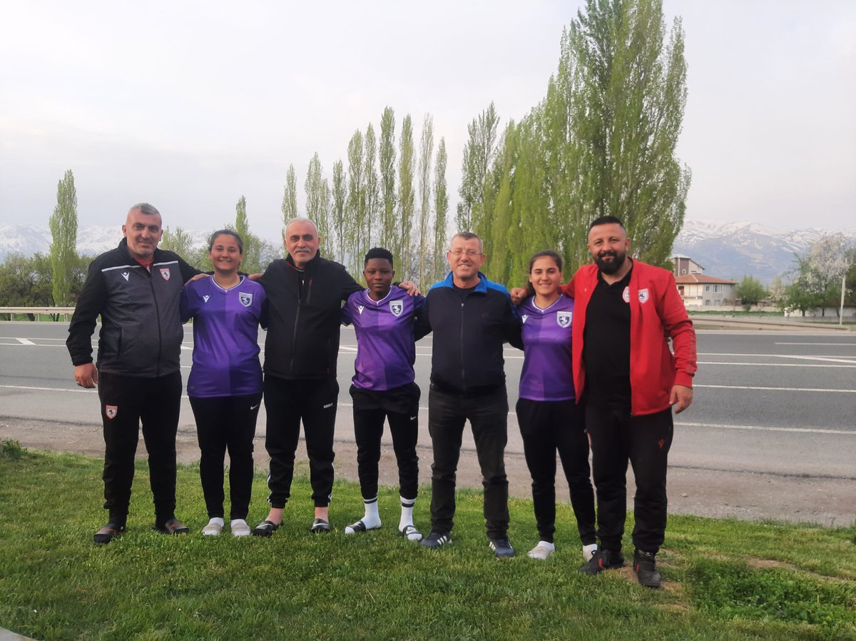 CneytENKAL1's tweet photo. Hakkari
#YABPA
#DEPLASE https://t.co/q61Jh8vJBv
