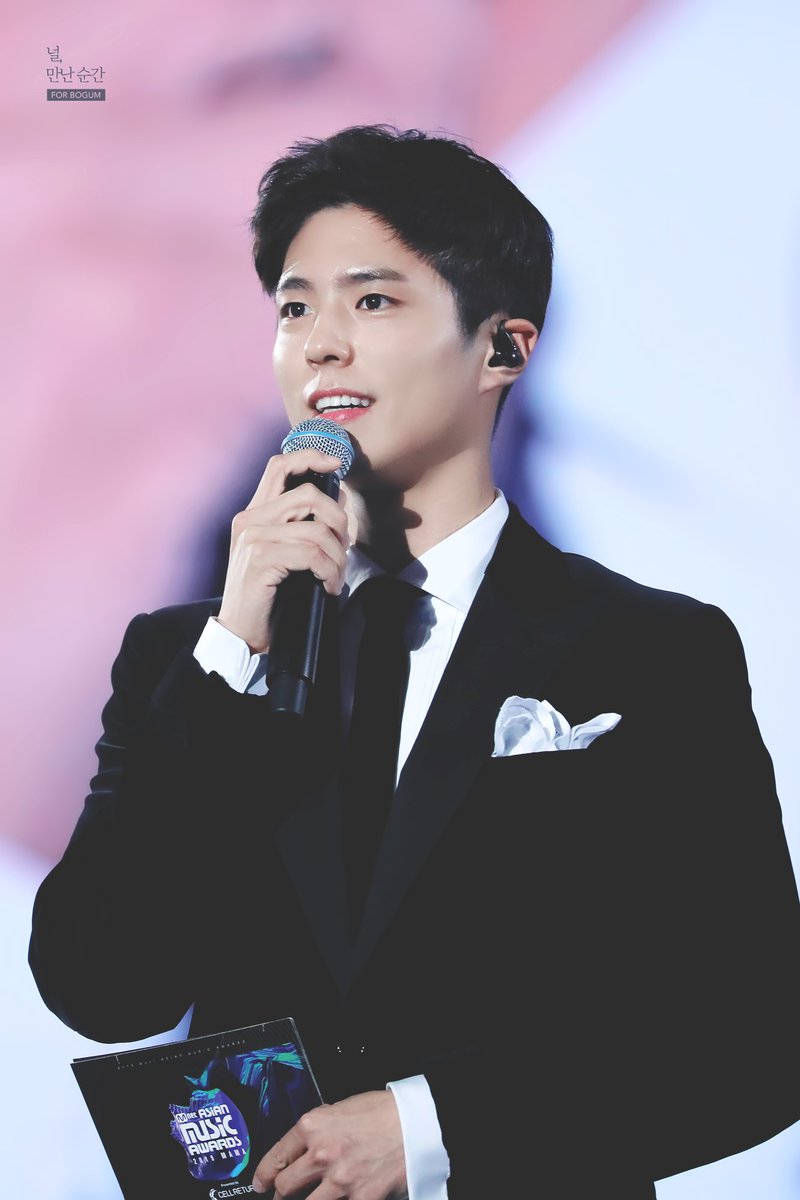 #박보검, 해군 군악대 전역 후 #백상예술대상 MC로 첫 복귀 [공식] (출처 : OSEN | 네이버 TV연예) naver.me/GZ0uFfYL

#ParkBoGum #朴寶劍