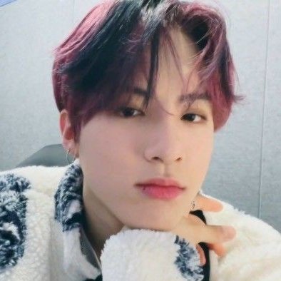 R1CB0T's tweet photo. ¡ Cha cha !𓋜
ཻ.Hola hola! soy Eric bøt y vengo a recordarles lo lindxs que son y darles todo el amor del mundo ּ ﹗ ˖ ་

Si quieren llamarme solo necesitan poner mi @ ﹝@R1CB0T﹞y estaré ahí de inmediato ᥫ᭡ https://t.co/QysF0wbKA3
