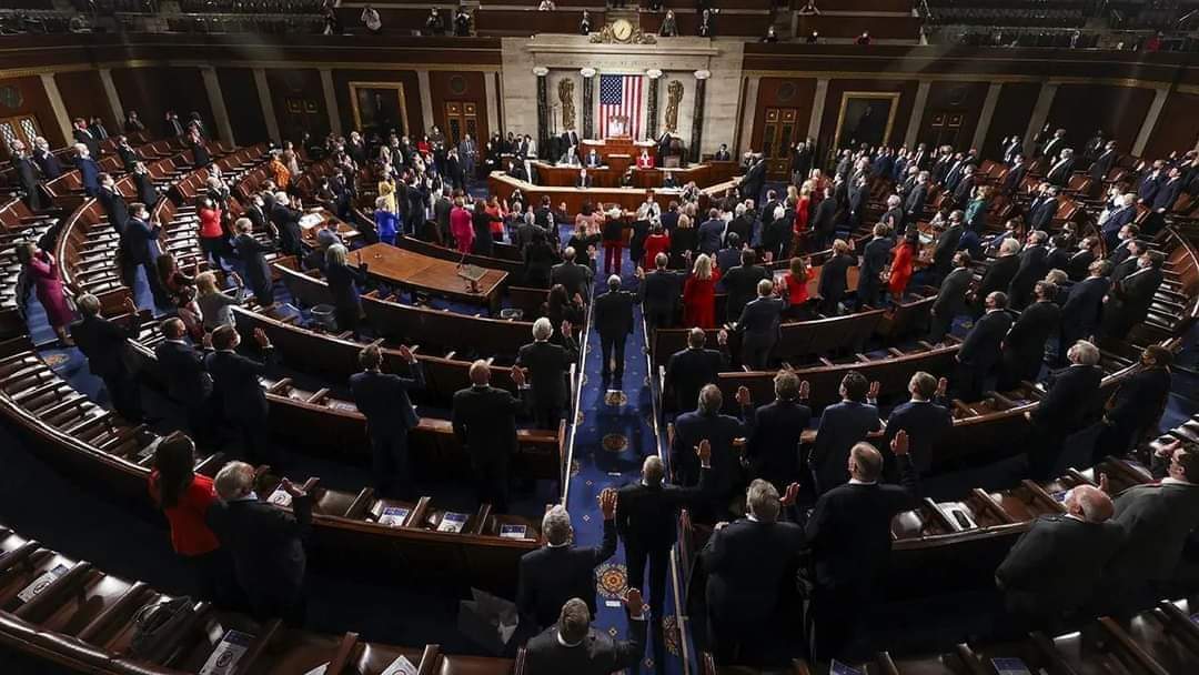 UkiLifeAbroad's tweet photo. ...including more than $20 billion for weapons, ammunition and other military assistance.
#ukraine #usukrainepartnership #usa #congress #standwithukraine #StopPutinNOW #russiaukrainewar #ukilifeabroad https://t.co/HmHsoGbQJ6