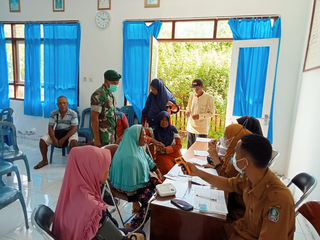 kodampattimura's tweet photo. Genjot Percepatan Vaksinasi Covid 19, Upaya Kodam Pattimura Jamin Mudik Aman dan Sehat
https://t.co/xiuW6XS5iY https://t.co/6AJporSLzk