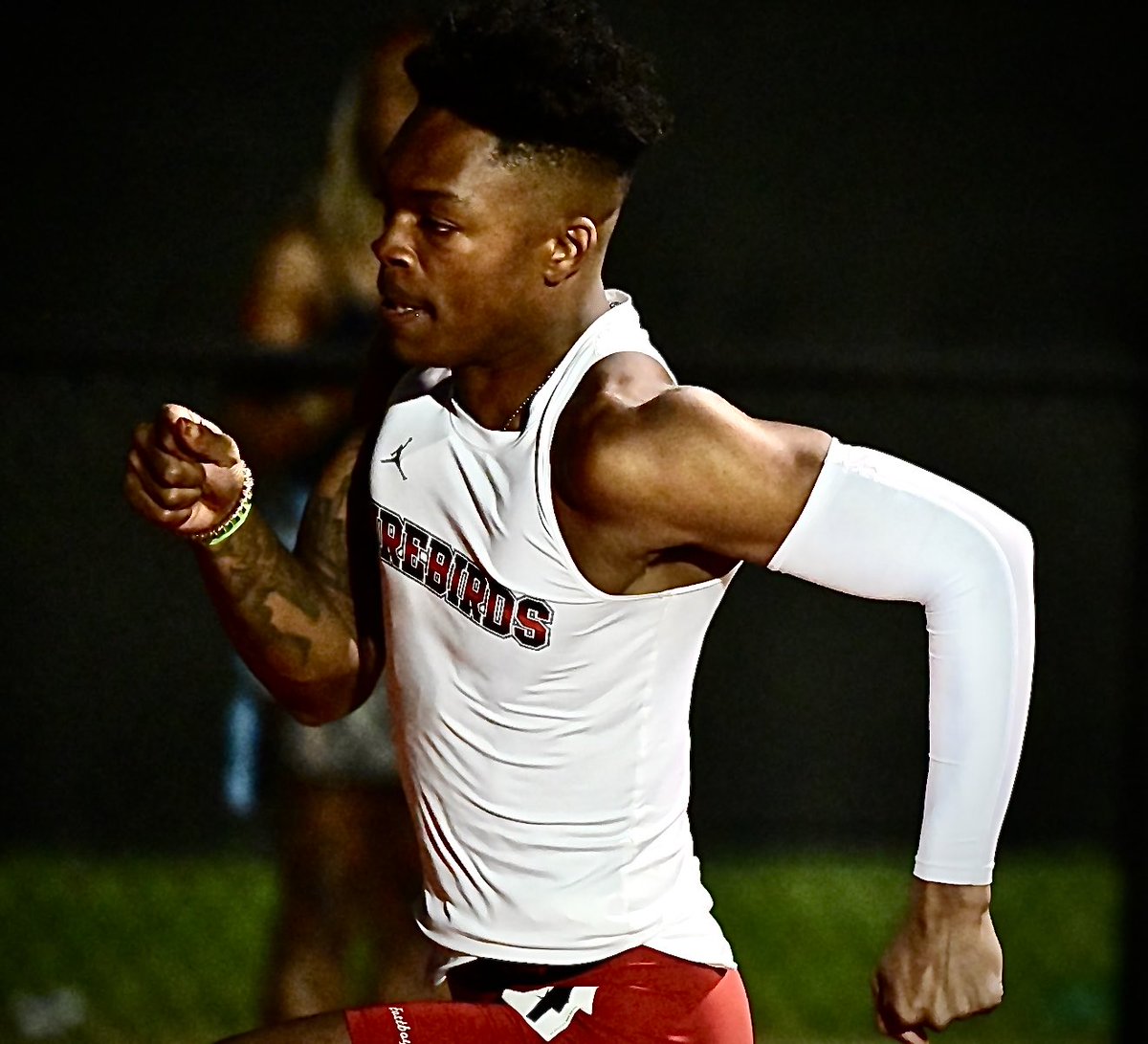 SportsNashville's tweet photo. The King of Speed- @PC_FirebirdTF sprinter Barion Brown won the 100m (10.68) and the 200m (21.47) at the Great 8 Track Meet today. @BarionBrown https://t.co/RDOLBNjVm5