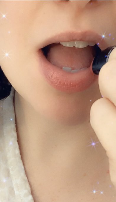 Remember to moisturize 😘 https://t.co/mykd7GOMMj<a href="/tag/goodnight"class="tags"><span>#goodnight</span></a><a href="/tag/besafe"class="tags"><span>#besafe</span></a>