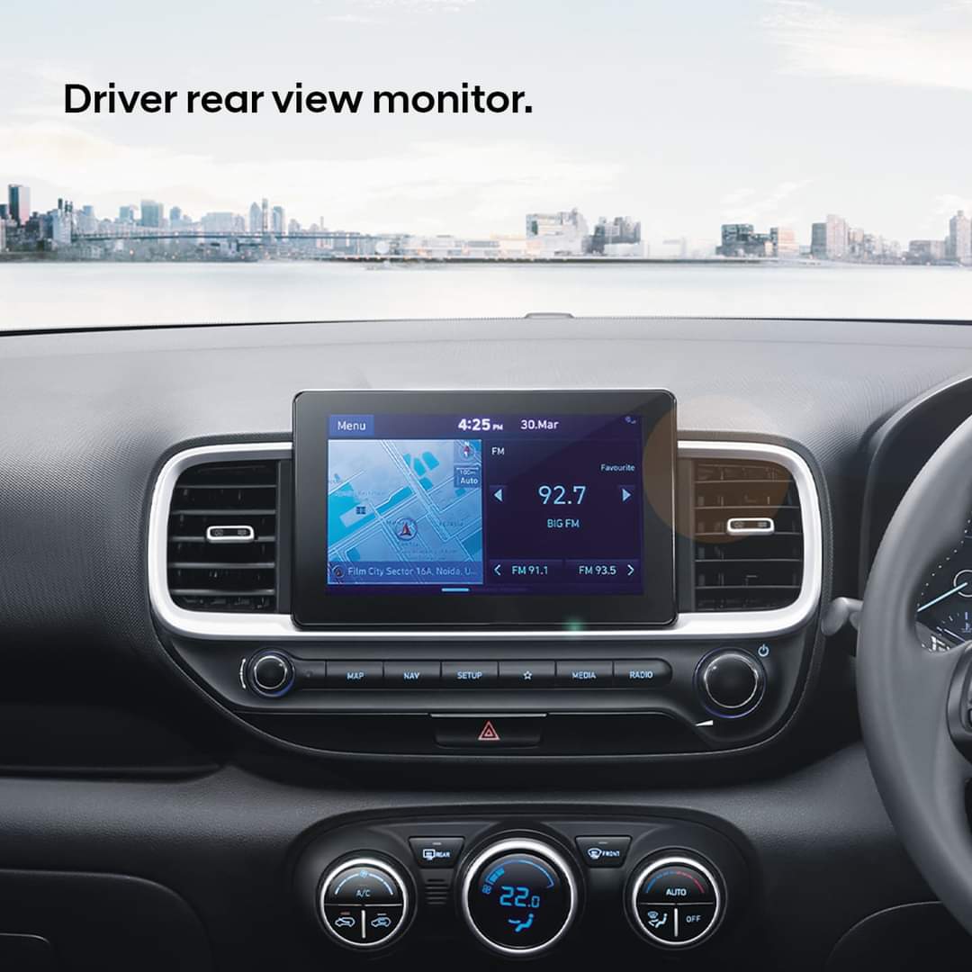 KunhyundaiH's tweet photo. The Hyundai VENUE enhances your driving experience and ensures safety with features like the dark chrome front grille and the rearview monitor.
#Hyundai #HyundaiIndia #HyundaiCars #HyundaiSUV #HyundaiSUVLife #ConnectedToExcitement #HyundaiVenue https://t.co/5fEf0bFWV0