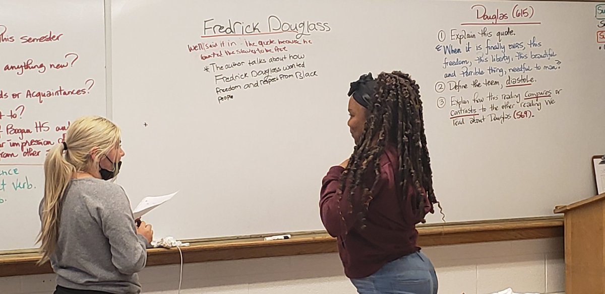 hjmoore1's tweet photo. Autumn teaches what she learned in her CCC Afro Amer Stud course in @BoganBengal79 Eng Night School for her NHS serv project. Thanks @eartis2 https://t.co/Jb3R6uvOig