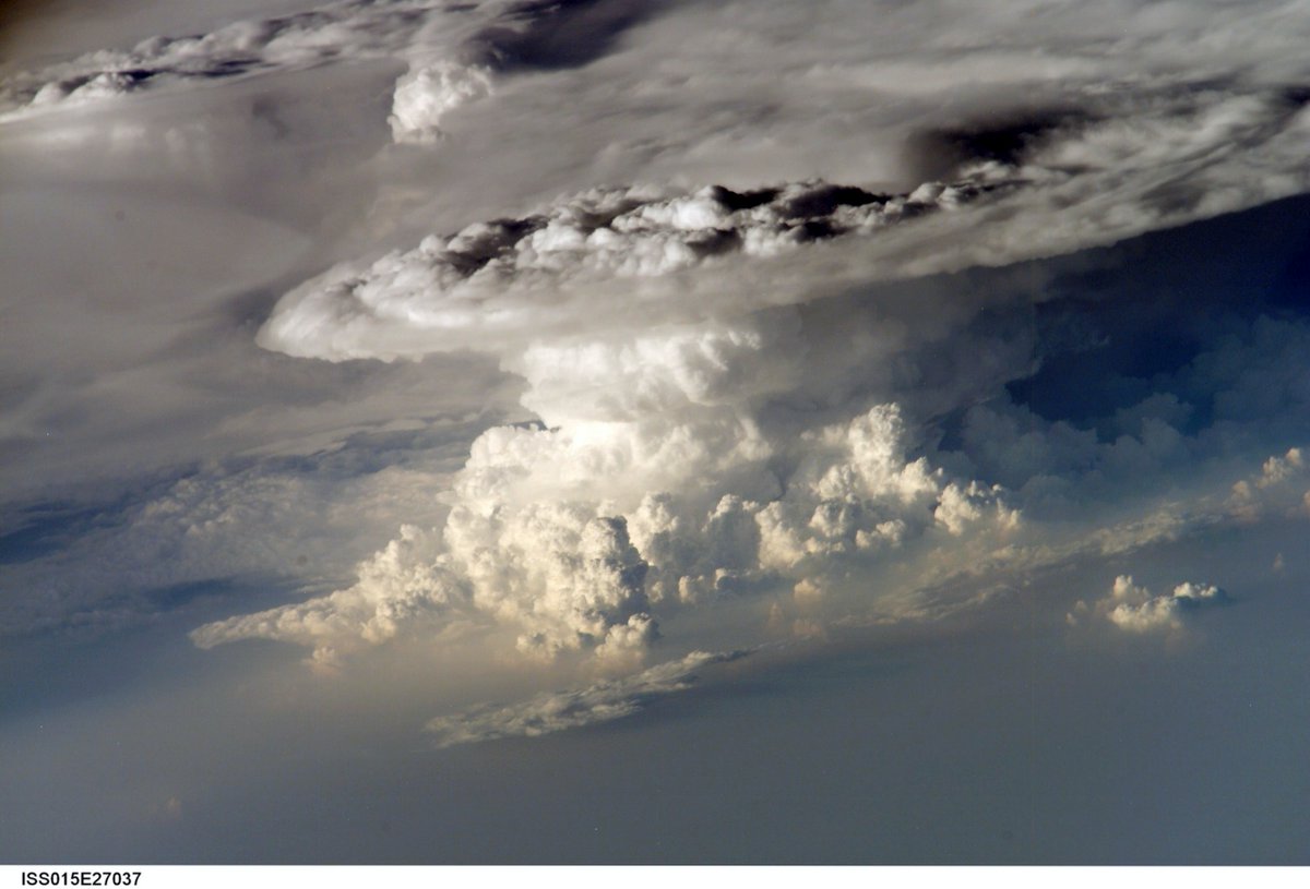 Astro_Clay's tweet photo. Thunderstorms from 1.5 million feet... (sorry, I couldn't resist!)... https://t.co/AAVEq2mh2Y