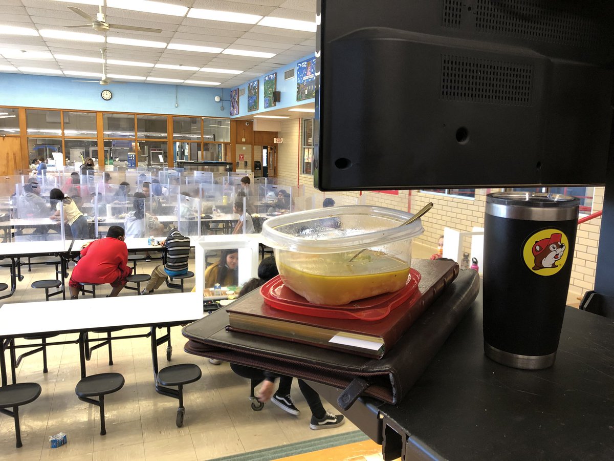 miguelmigrant's tweet photo. Whatever it takes to support our schools 🙌🏽. Relationships are made in the pick up lane, the halls and my favorite, cafeteria duty. You can’t lead a school from the office 🤷🏻♂️. #principalsinaction #leadyourschool #getoutoftheoffice #principaledleaders #LeadershipMatters https://t.co/X2VUmsj5rs