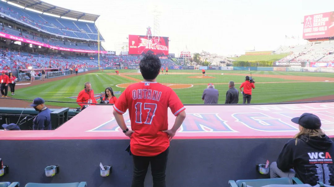 KAZ99_STARWARS's tweet photo. 大谷、大谷を観る⚾ でした。
#大谷翔平 #ShoheiOhtani https://t.co/aIcRXDuZL9