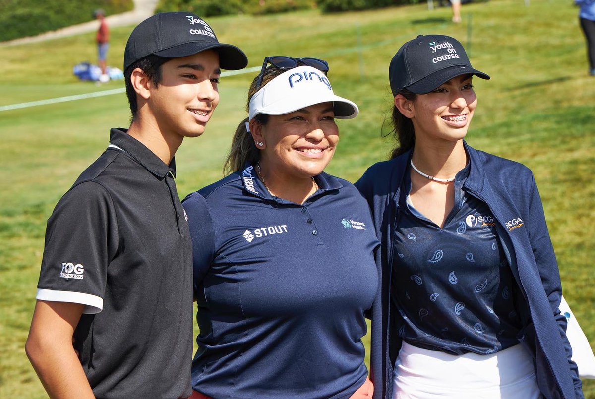 scgajunior's tweet photo. Present 🫱🏼‍🫲🏽 Future

A special day spending time with @yocgolf’s newest ambassador &amp; SoCal native @LizetteSalas5! Thank you so much, Lizette, for spending the afternoon with SCGA Junior, answering questions, giving advice and laughing with us 🙏🏽 

#juniorgolf #socalgolf https://t.co/D8MA25bj6b