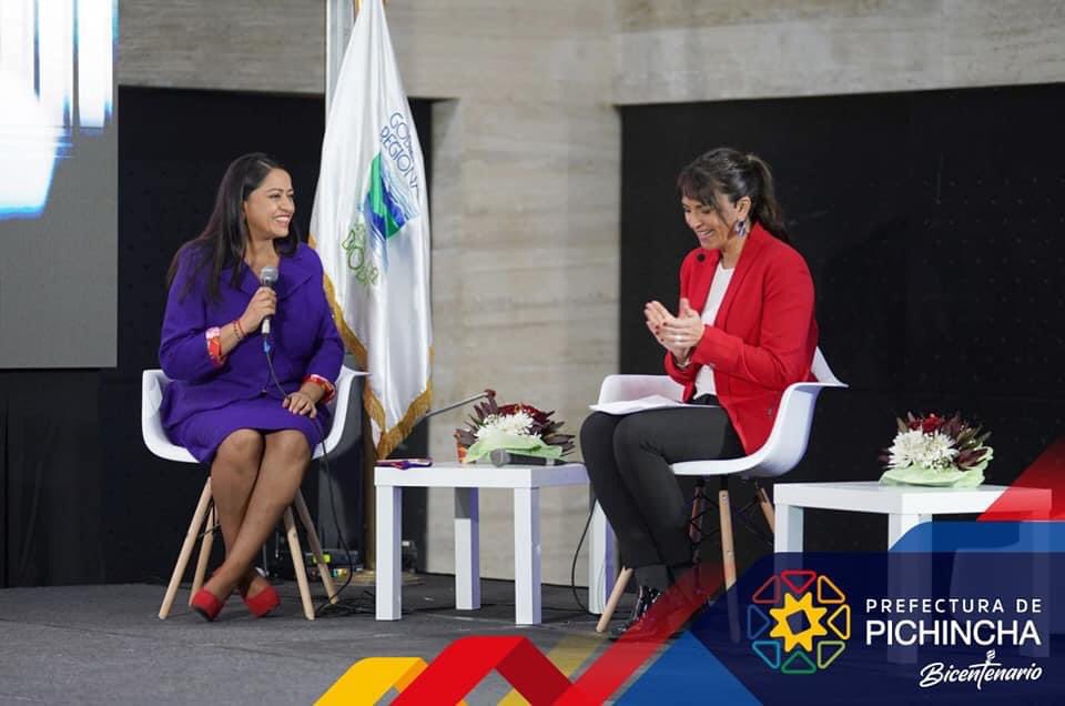 PichinchaGob's tweet image. Como parte de la agenda internacional que cumple la prefecta @PaolaPabonC en Chile 🇨🇱 , en representación de las y los prefectos del país, participó en el Seminario Internacional Desarrolla, con la ponencia &quot;Descentralización y autonomías: La experiencia ecuatoriana&quot;.