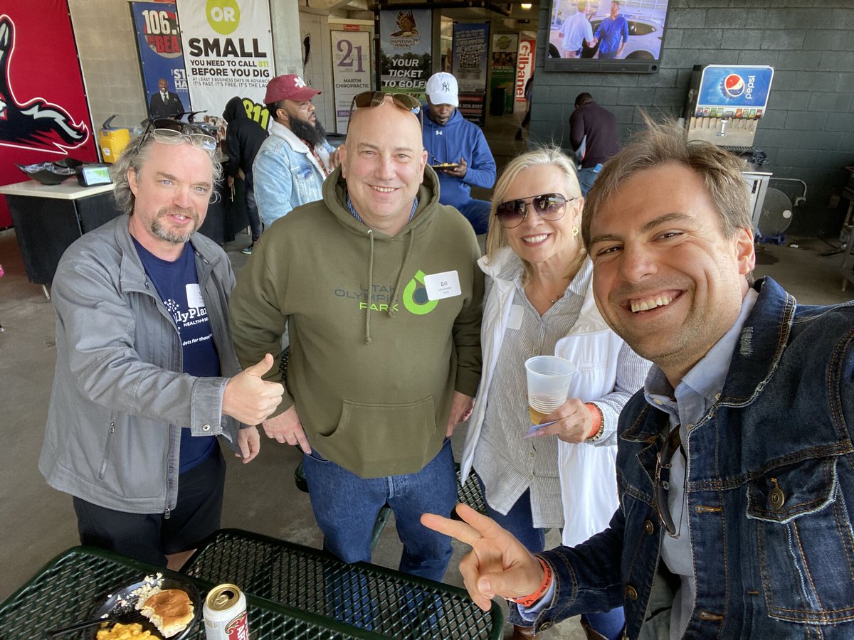 IT4Causes's tweet photo. CEO Tom Anderson and Volunteer Andrey Karpov from IT4Causes had a great time with CEO Bernard Robinson, VP of Marketing Carol Nitz and Sr. Account Manager Bill Varjabedian from NTS for the Annual Client &amp; Partner Appreciation Event at The Diamond yesterday! #rva #tech #nonprofits https://t.co/FFAQpZrPAl