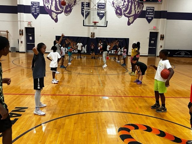 Lincoln/Madison 1st day of Basketball Academy. #SunnySouthDallas

<a href="/TGJMTrojans/">The “Great” James Madison</a> <a href="/LHS5PS/">Lincoln Athletics</a> <a href="/dallasathletics/">Dallas ISD Athletics</a> <a href="/CoachCedP/">Cedric Patterson</a> <a href="/DamienMobley1/">Coach Damien Mobley</a>