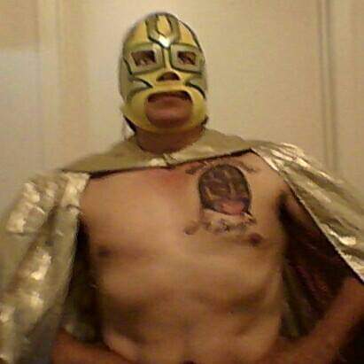 CSW_Live's tweet photo. Known for his phrase, "PA' SIEMPRE" as well as his wrestling ability &amp; charisma, Universitario's career impacted many wrestlers &amp; fans throughout 🇲🇽 &amp; 🇺🇸 for over 20 yrs.

On 6/25/2022, CSW Live! will honor &amp; bid farewell to Universitario at VSR Arena.

Card details to come. https://t.co/5anX0LQKP6