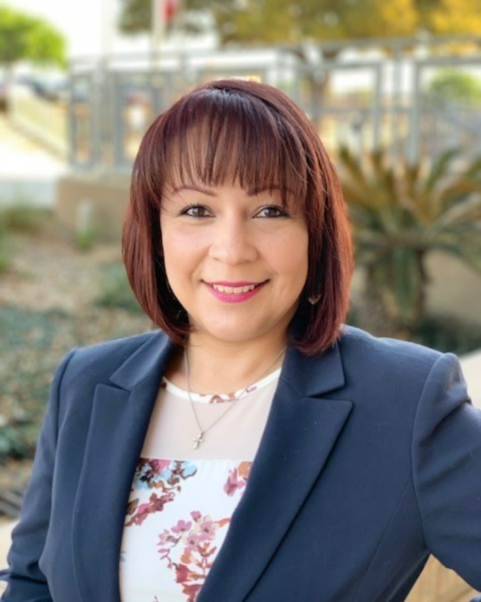 ESCRegion20's tweet image. Program Spotlight: Meet Dr. Josephine Juarez, Leadership Consultant- Innovative Staffing and Talent Pipelines.  She assists local school districts to create a system of paid teacher residencies as a response to the need for exceptional beginning teachers.  #EmployeeTalent
