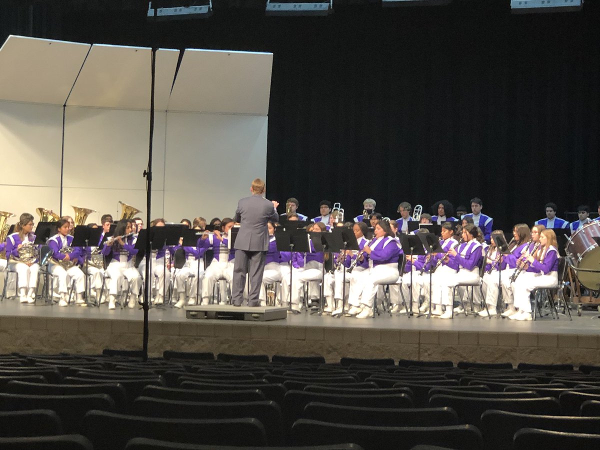 daytonbroncos1's tweet photo. Congratulations to the DHS Varsity and Junior Varsity Bands!  All First Division Ratings at the Concert and Site Reading today! https://t.co/mMYBLHNM7M
