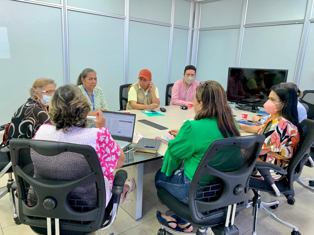 GobMeta's tweet photo. Nuestra secretaria de Hacienda, Nohora Ilse Jiménez, realizó la Rendición de Cuentas del avance en las metas y la gestión del plan de desarrollo “Hagamos grande el Meta”, ante el Consejo Territorial de Planeación. #AlServicioDeLaGente https://t.co/GIWFdjysIK