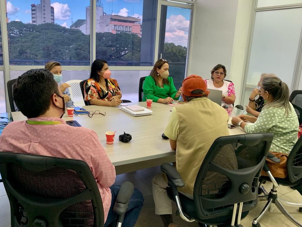 GobMeta's tweet photo. Nuestra secretaria de Hacienda, Nohora Ilse Jiménez, realizó la Rendición de Cuentas del avance en las metas y la gestión del plan de desarrollo “Hagamos grande el Meta”, ante el Consejo Territorial de Planeación. #AlServicioDeLaGente https://t.co/GIWFdjysIK