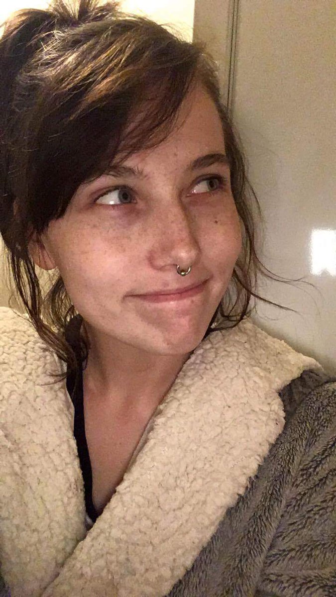 RT et Like si tu me trouve belle démaquillée😅❤️