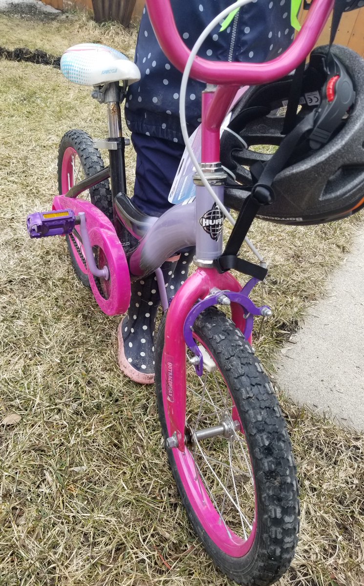 Thanks to @thewrenchwpg for my kiddo's awesome new bike.