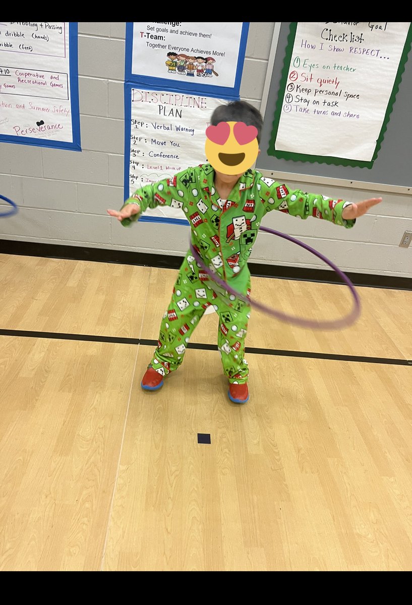 MsKFreeman12's tweet photo. Pajama Day was a success for #AutismAwareness and #DressUpWeek at ⁦@BBE_Bullfrogs⁩ . All the grade levels were so happy to dress in comfy clothes today! Remember to wear ALL BLUE 👕👖🩴🧢 tomorrow for our Autism Awareness Parade! https://t.co/0qiivgMKX8