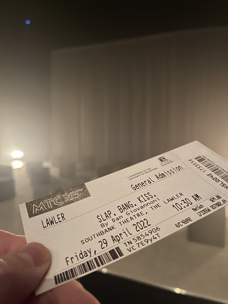 mokrok19's tweet photo. Another day, another show. @MelbTheatreCo #theatre #vcaa #drama https://t.co/5IAgYjTsO4