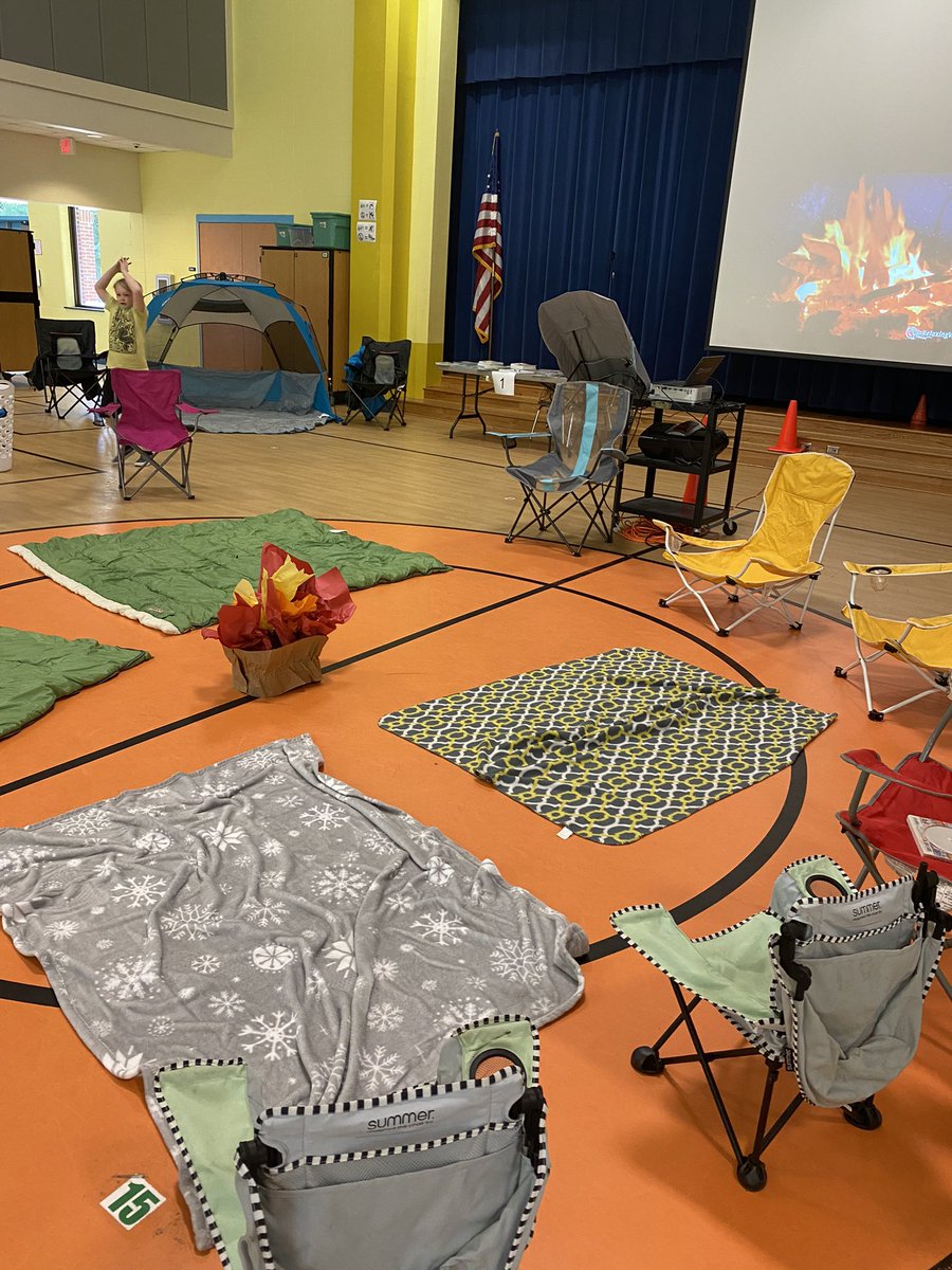 MrsLorbacher's tweet photo. Thank you so much to everyone for helping with Camp Out night. I loved getting to see all the students and families having so much fun! 📚 ⛺️ https://t.co/iDBB645GwY