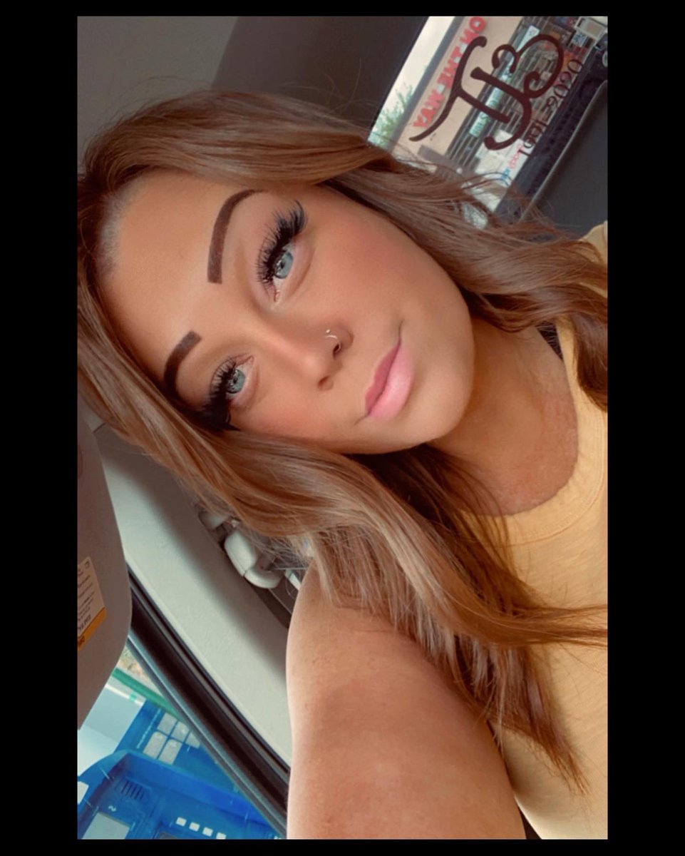 H_Thompson33's tweet photo. Same, but different.🤷🏼‍♀️✨ https://t.co/UYDqr9UBFn