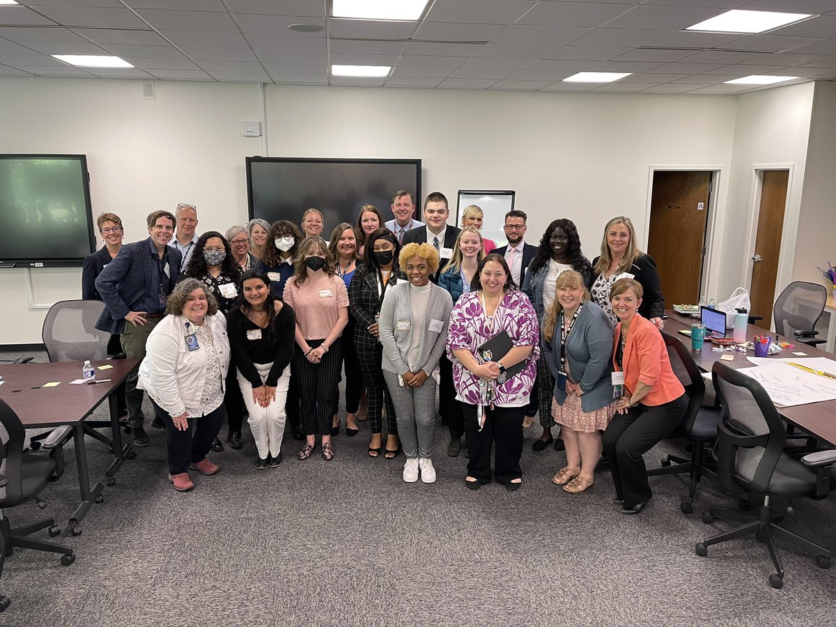 adstraus's tweet photo. Today was seriously the best day! I learned so much from our student gov’t day counterparts. Thanks, @HCPSSnow for organizing and TLI/PLL for awesome learning experiences! @HenricoSchools #LifeReady #learnercentered https://t.co/jqTHk8GMlZ