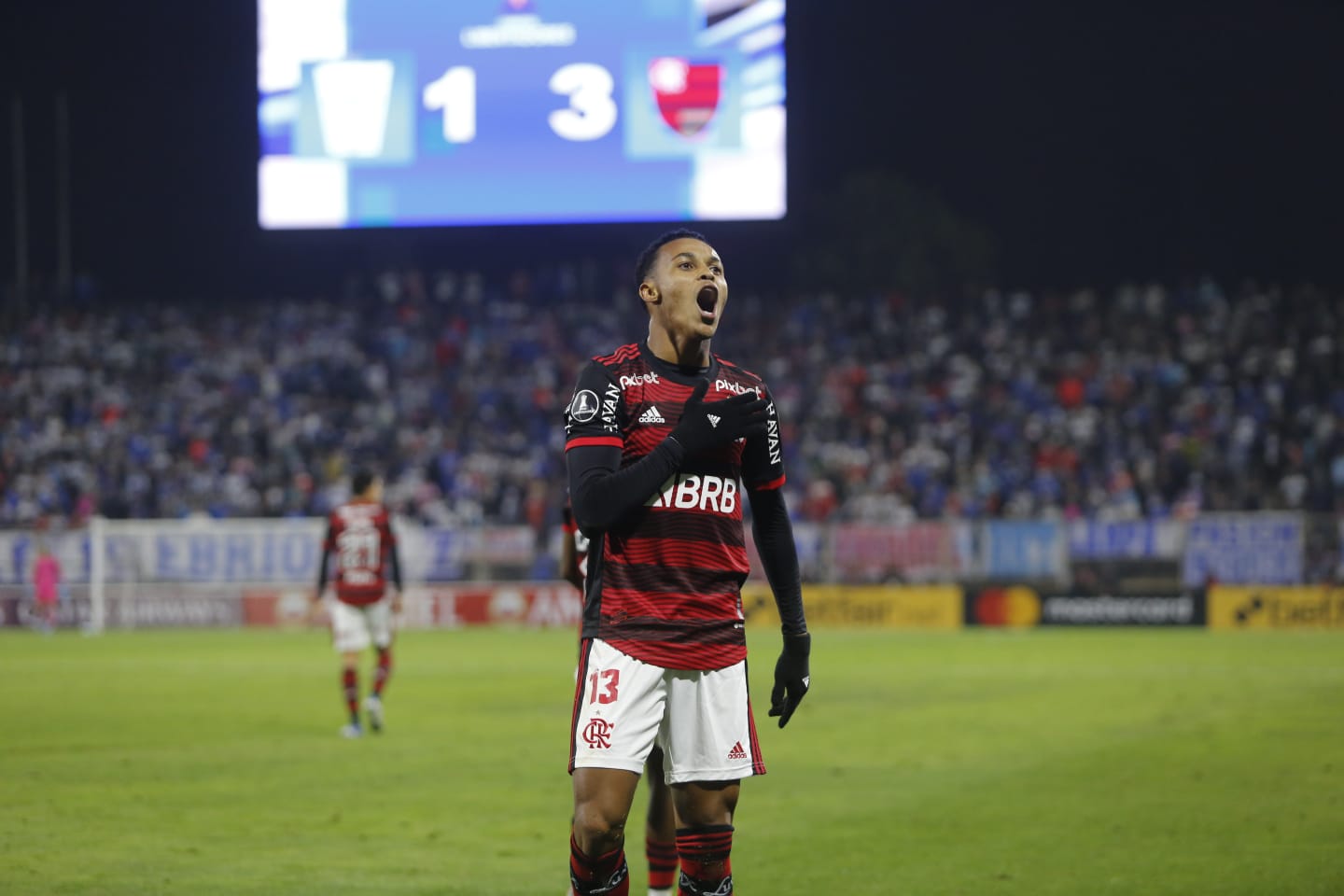 [COMENTE] Como você avalia o desempenho do Flamengo na vitória diante da Universidad Católica?