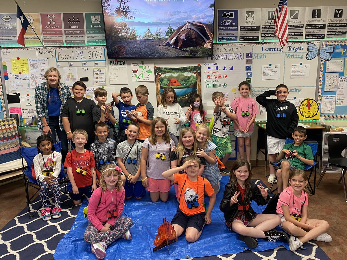 MrsMoggsClass's tweet photo. Day 1 at Camp Mogg was full of excitement. Students made caterpillar observations where they learned about the molting process, had some flashlight reading time, and worked on a camping theme problem solving. ⛺️🏕⛺️@BeckElem https://t.co/Rf7vBkBMr8