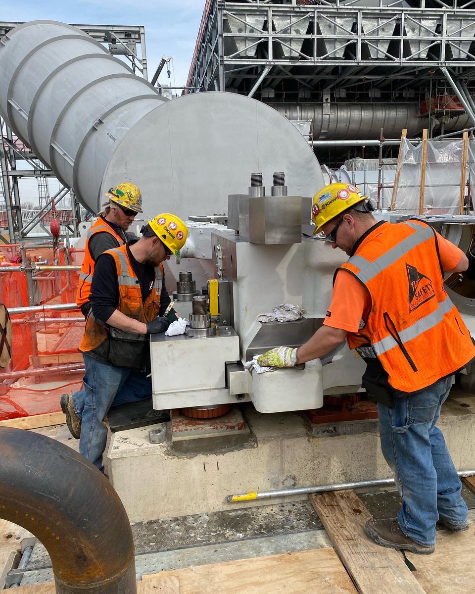 MidAmCarpenters's tweet image. Members of Millwrights #Local1693 are installing new combined cycle units at the Three Rivers Energy project in Will County, IL. Skilled #UnionMillwrights are cleaning &amp;amp; prepping the machine for measurements and readings. Precision work requires the best-trained skilled workforce